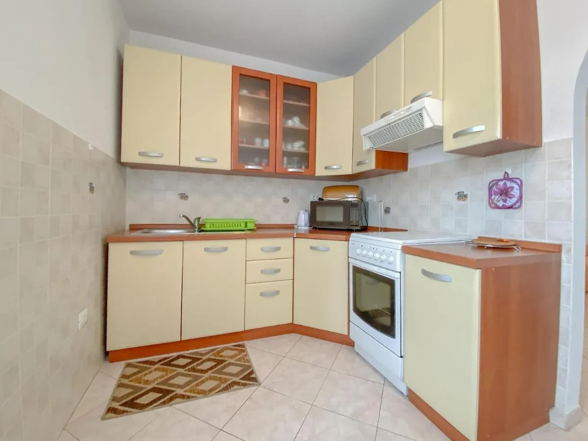 Elena Four Apartment Novigrad   Novigrad (Istria)