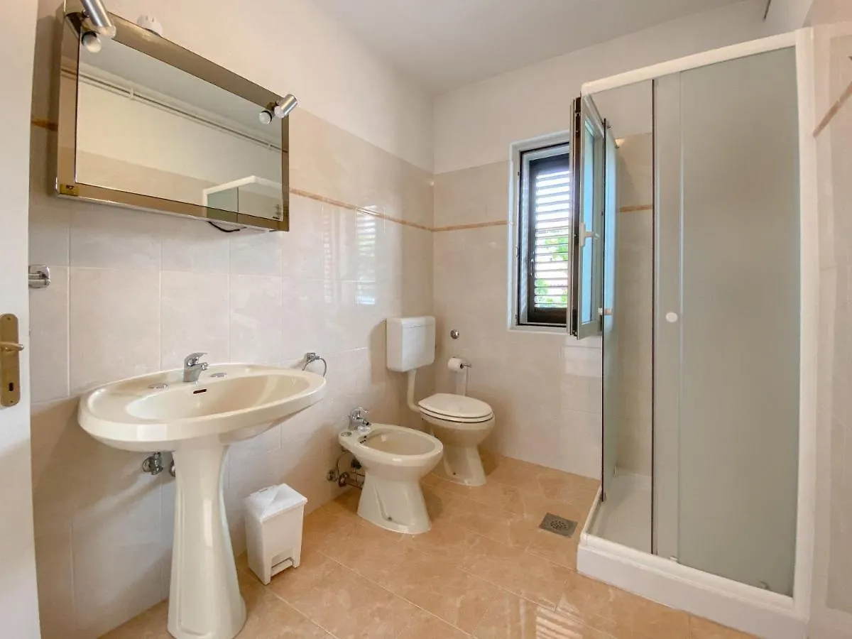 Elena Four Apartment Novigrad